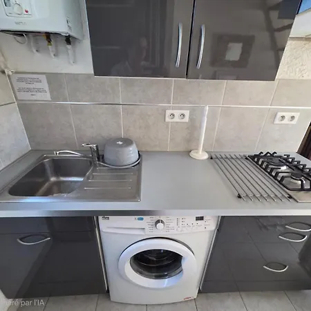Avec Mezzanine 4 Couchages דירה