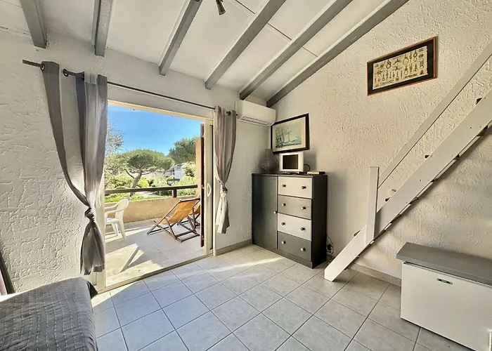 Appartement Avec Mezzanine 4 Couchages Lumio (Corsica)